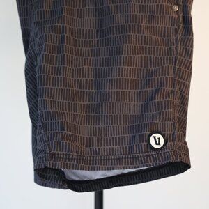Men's Vuori Kore 7" lined short small